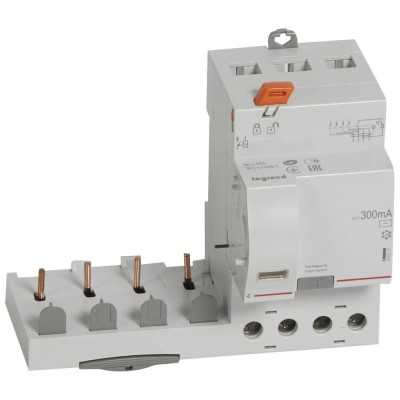 BLOC DIFF DX³ 4P 40A AC 300mA POUR DISJ.1 MODULE PAR POLE - VIS